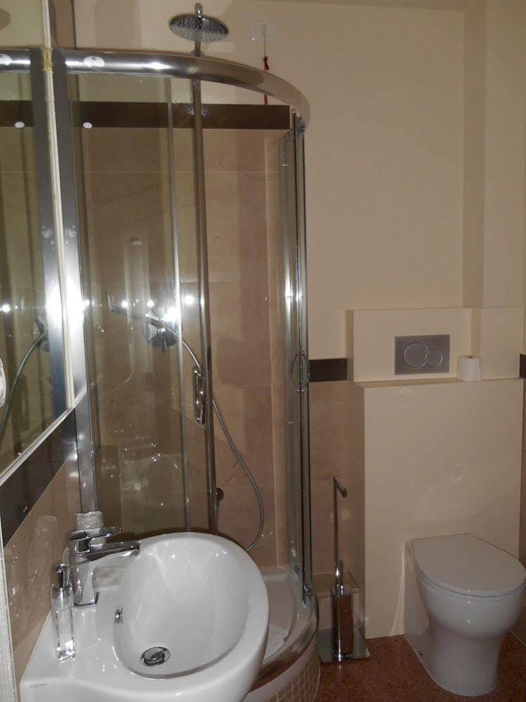 Azzurra Guest house Rome